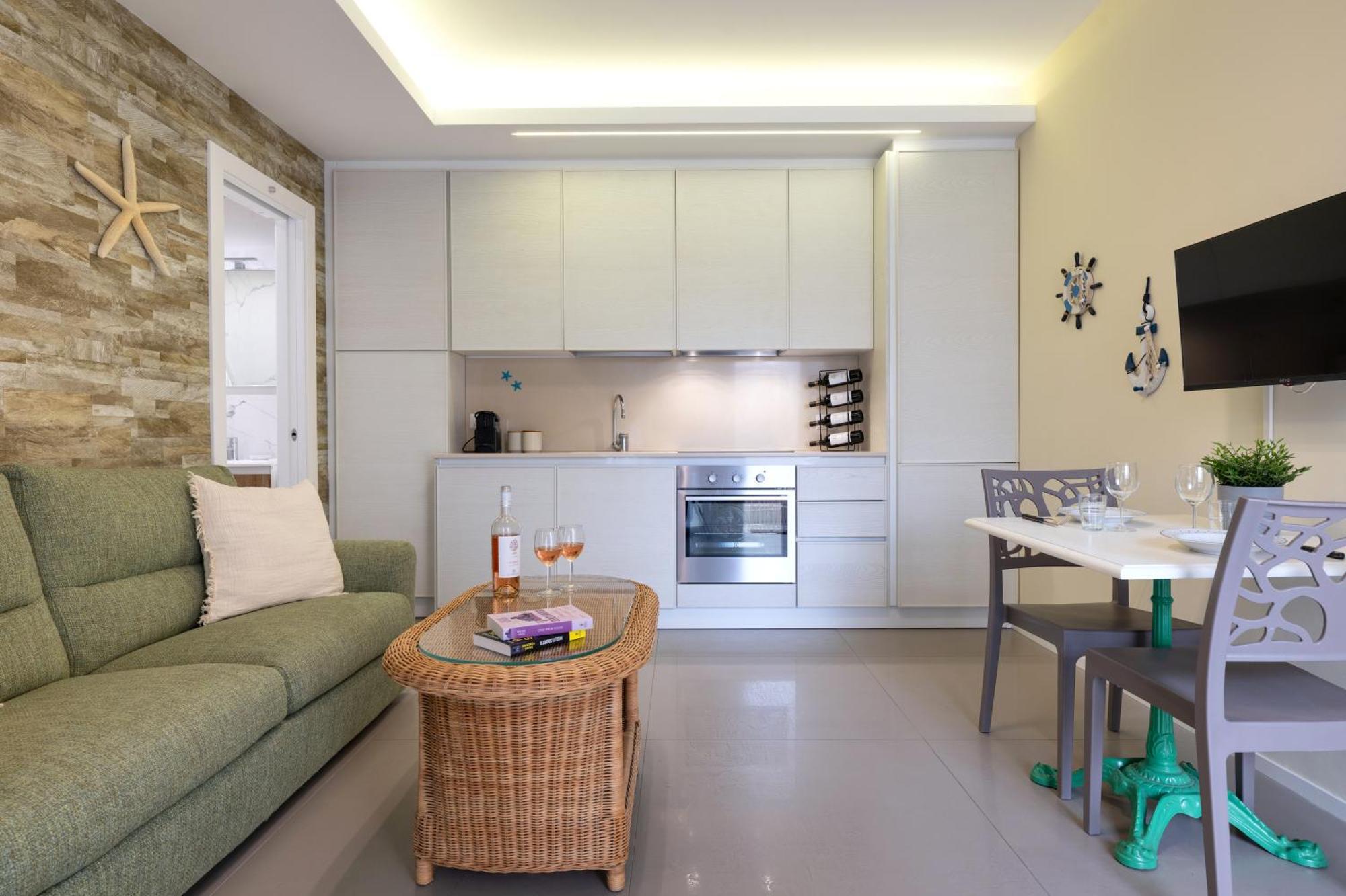 Cozy Marine Apt With Jacuzzi - 250Mt From Sea Polignano a Mare Exterior foto